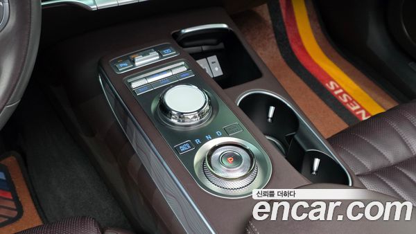Genesis GV70 2021, фото 9