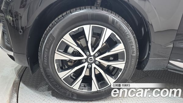 Volvo XC60 2024, фото 5