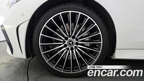 Mercedes-Benz CLS 2023, фото 5