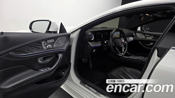 Mercedes-Benz CLS 2023, фото 11
