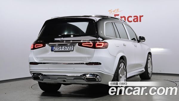 Mercedes-Benz GLS 2022, фото 2