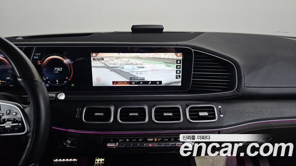 Mercedes-Benz GLS 2022, фото 14