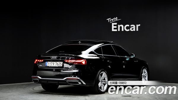 Audi A5 2021, фото 2