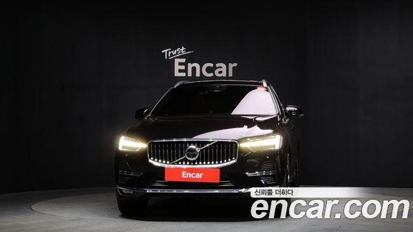 Volvo XC60 2024, фото 3