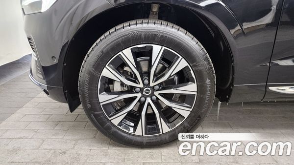 Volvo XC60 2024, фото 5