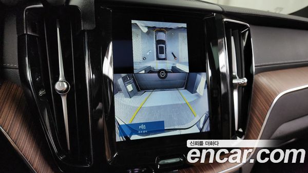 Volvo XC60 2024, фото 15