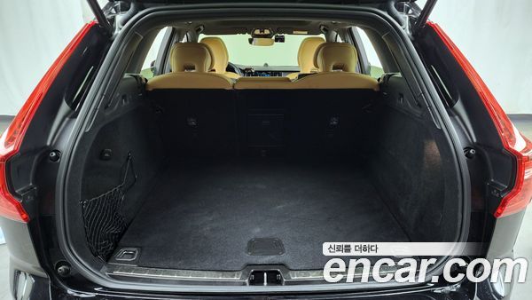 Volvo XC60 2024, фото 20