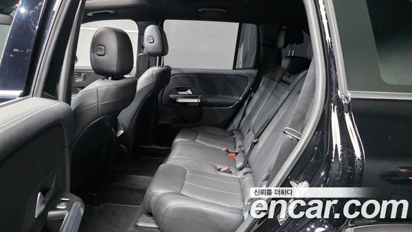 Mercedes-Benz GLB 2020, фото 12