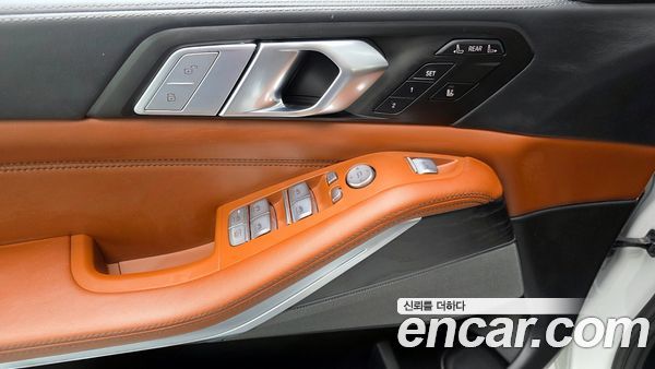 BMW X7 2022, фото 14