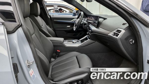 BMW i4 2025, фото 11