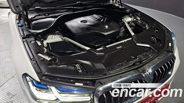 BMW 5 Series 2023, фото 6