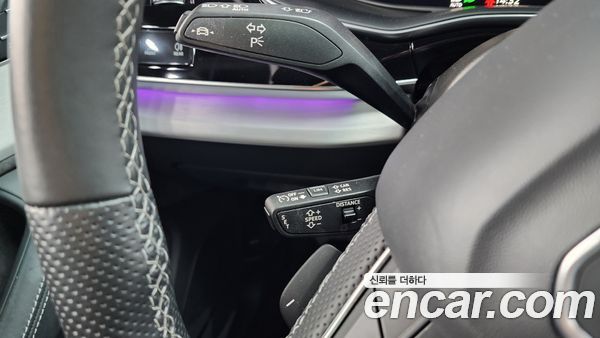 Audi Q7 2022, фото 14