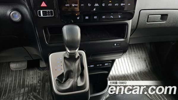 Hyundai Staria 2023, фото 9
