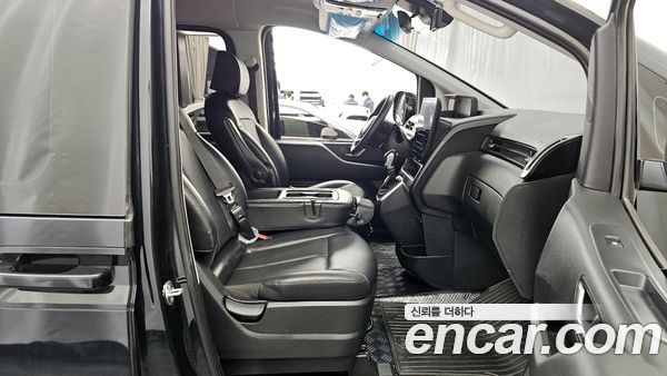 Hyundai Staria 2023, фото 11