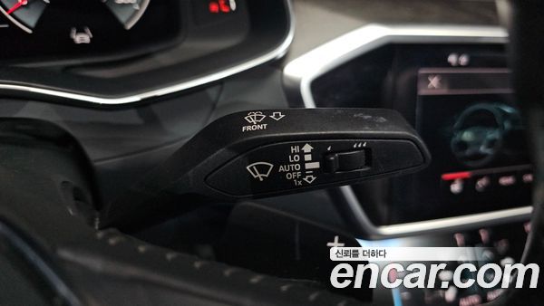 Audi A7 2021, фото 9
