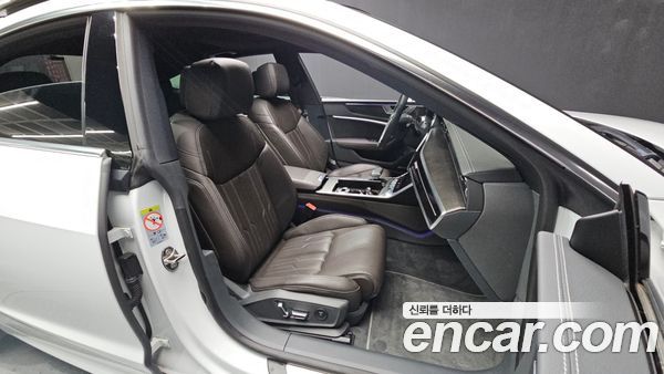 Audi A7 2021, фото 11