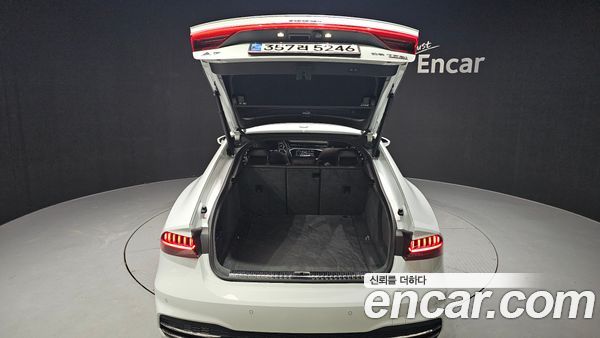 Audi A7 2021, фото 20