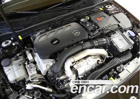 Mercedes-Benz A-Class 2024, фото 6