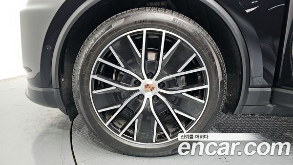 Porsche Macan 2025, фото 5