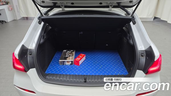 BMW 1 Series 2022, фото 20