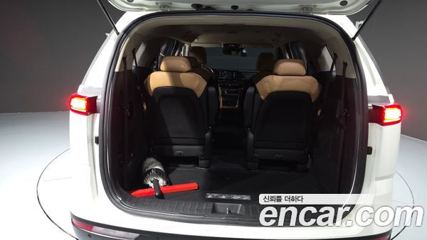 Kia Carnival 2022, фото 20