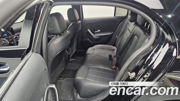 Mercedes-Benz A-Class 2022, фото 12