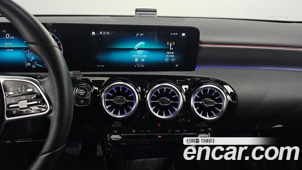 Mercedes-Benz A-Class 2022, фото 14