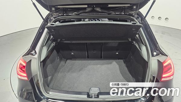 Mercedes-Benz A-Class 2022, фото 20