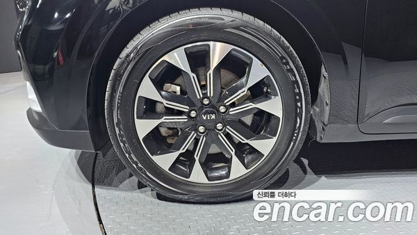 Kia Carnival 2021, фото 5