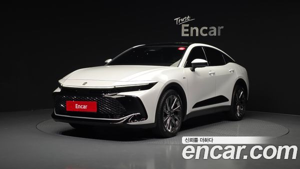 Toyota Crown 2025