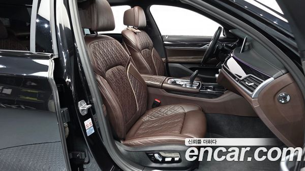 BMW 7 Series 2022, фото 10