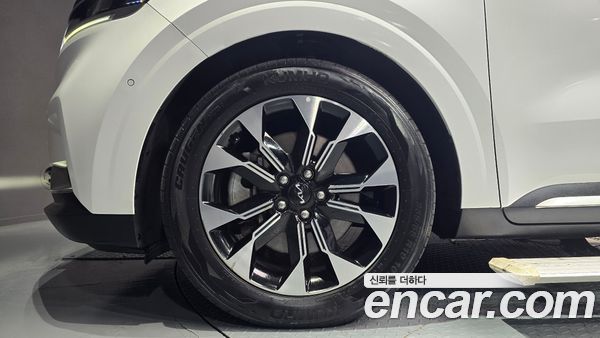 Kia Carnival 2023, фото 5