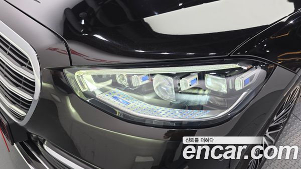Mercedes-Benz S-Class 2021, фото 8