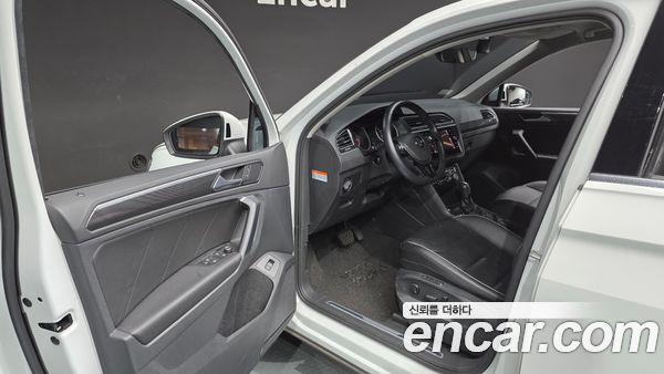 Volkswagen Tiguan 2020, фото 13