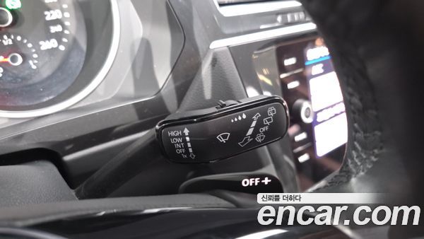 Volkswagen Tiguan 2020, фото 23