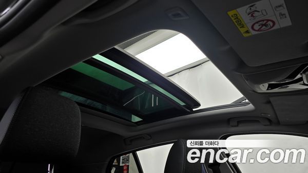 BMW 1 Series 2024, фото 17