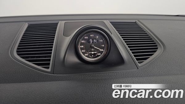 Porsche Macan 2022, фото 37