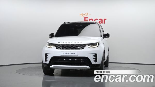 Land Rover Discovery 2023, фото 3