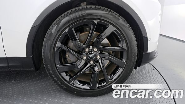 Land Rover Discovery 2023, фото 5
