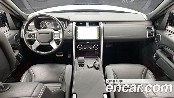 Land Rover Discovery 2023, фото 7