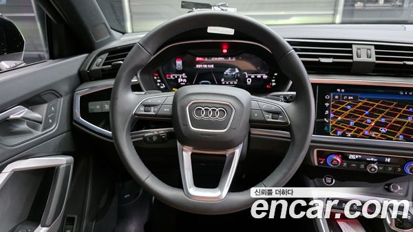 Audi Q3 2025, фото 18