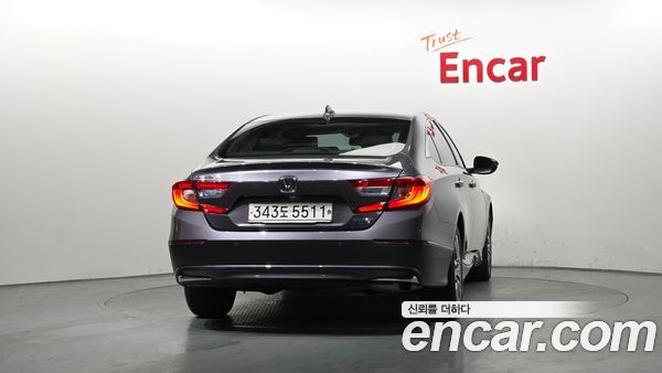 Honda Accord 2020, фото 4