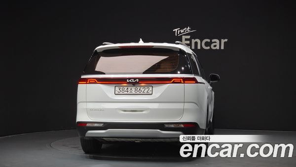 Kia Carnival 2022, фото 4