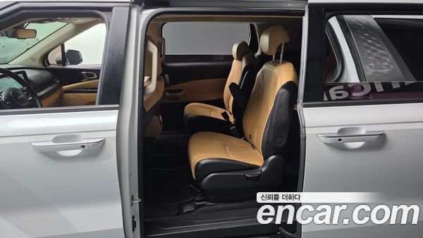 Kia Carnival 2022, фото 17