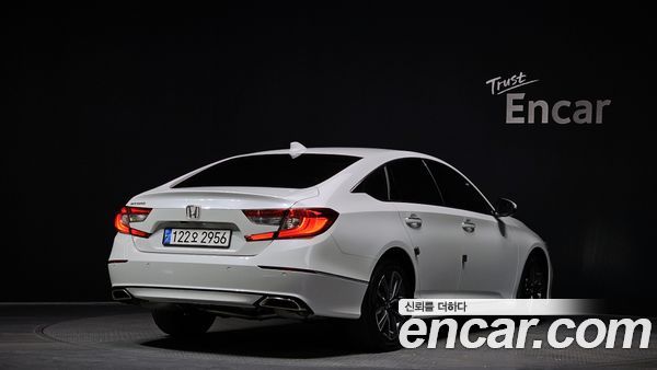 Honda Accord 2022, фото 2