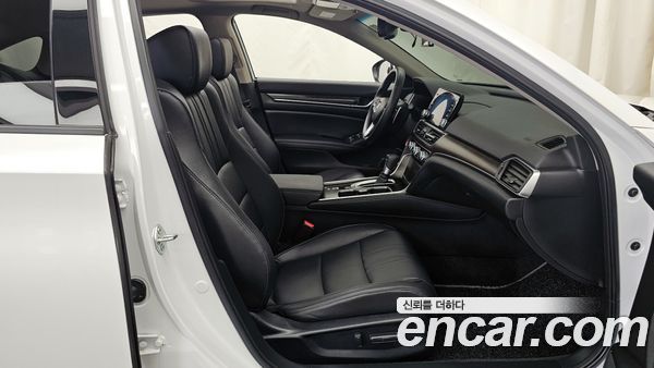Honda Accord 2022, фото 17