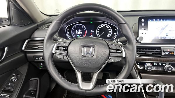 Honda Accord 2022, фото 19