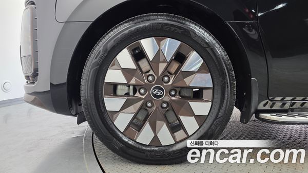 Hyundai Staria 2023, фото 5
