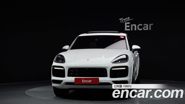 Porsche Cayenne 2021, фото 3