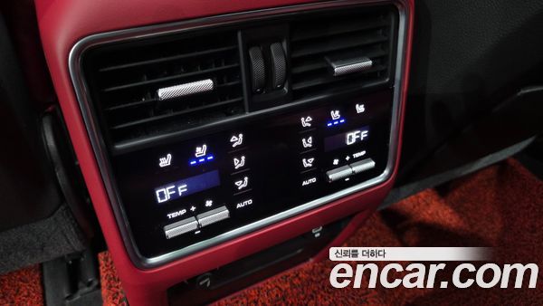 Porsche Cayenne 2021, фото 24